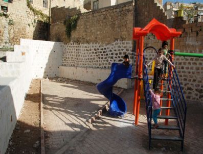 BEŞIR AYANOĞLU - Mardin'de 1 Park Tamamlandı, 2 Parkın Yapımı Sürüyor