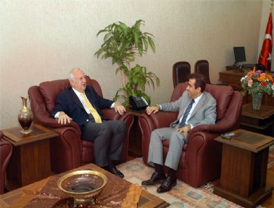 MERSIN VALISI - Tekfen Holding Ceo'su Vali Güzeloğlu'nu Ziyaret Etti