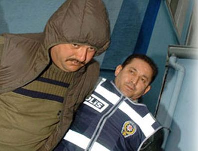 DSI - Borcuna karşılık karını ve kızını ver