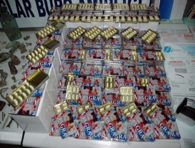 VIAGRA - Başkentte 15 Bin 500 Adet Kaçak Cinsel Gücü Artırıcı Hap Ele Geçirildi