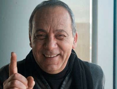 BEKIR COŞKUN - Bekir Coşkun sevenlerine sürprize hazırlanıyor