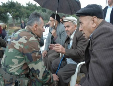OSMAN TUNÇ - Edremit'te İlk Defa General Gören Köylü Şaşırdı