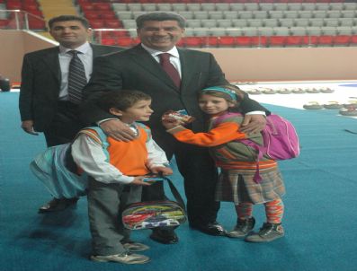 İBRAHIM ÇELIK - Küçük Kardelen'in Emniyet Müdürü Sevgisi