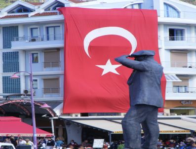 KADEM METE - Marmaris'te 'Cumhuriyet' Yürüyüşü