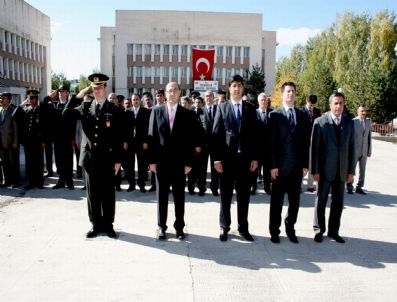 GÜRKAN POLAT - Pasinler'de Cumhuriyet Coşkusu Başladı