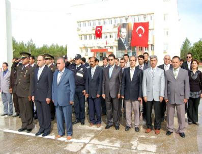 RECAI KARAL - Samsat İlçesinde 29 Ekim Kutlamaları Çelenk Sunumu İle Başladı