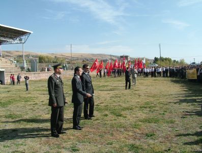 OSMAN DÖLEK - Ahlat'ta Cumhuriyet Bayramı Coşkuyla Kutlandı