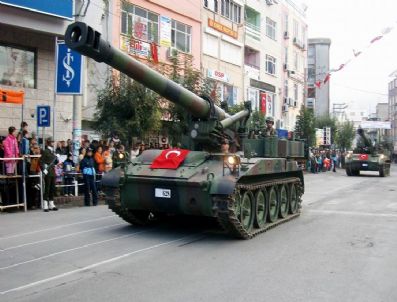 FIKRET AKOVA - Burhaniye'de Cumhuriyet Bayramı Coşkusu