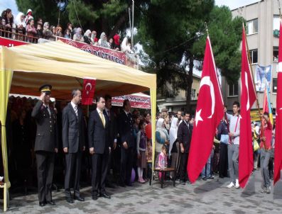 İSMAIL SOYKAN - Köşk'te Cumhuriyet Bayramı Coşkusu