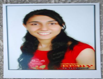 Gözyaşları İçinde Kızlarını Arıyorlar