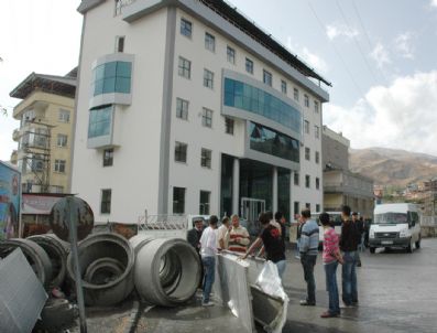 Hakkari'de Şiddetli Fırtına