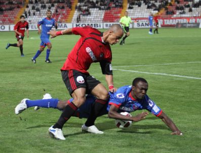 SERKAN ÇıNAR - Gaziantepspor, Karabükspor Maçı 0-0 Devam Ediyor