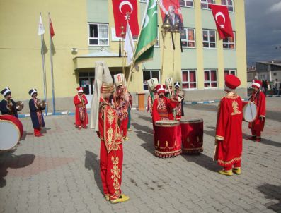 RECEP KAPLAN - Yibo Öğrencilerinin Oluşturduğu Mehteran Ekibinin Konseri Büyük İlgi Gördü