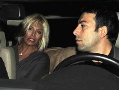 NUR YERLITAŞ - Ajda Pekkan, telefonla bodyguard sipariş etti