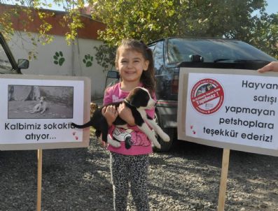 TURGUT OĞUZ - Aliağa'da Dünya Hayvanlar Günü