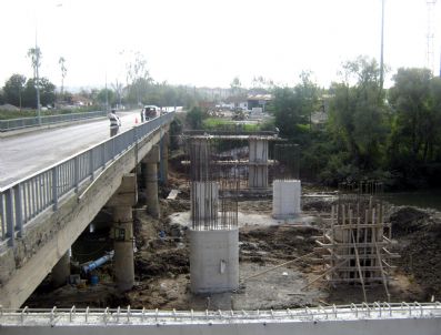 BOZKÖY - Bartın - 3 Köprüsü İnşaatı Devam Ediyor