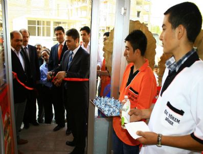 METIN ESEN - Kaymakam Esen'den İş Yeri Açılışı