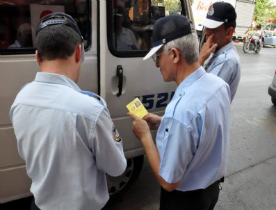 Nazilli Belediyesi Şehiriçi Minibüslerini Denetledi