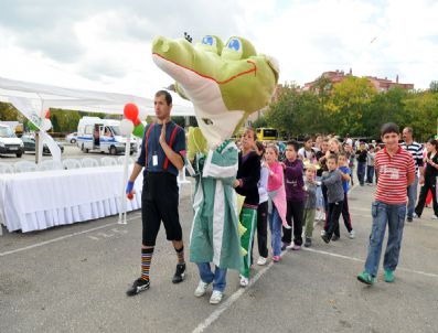 DÜNYA ÇOCUK GÜNÜ - Nilüfer'de Çocuk Panayırı