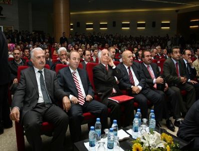 SÜRYANILER - Erzurum'da 'İslam, Bilim Ve Teknoloji Tarihine Bir Bakış' Konferansı