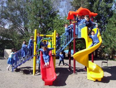 SELAMI UZUN - Köyler Oyun Parklarıyla Donatılıyor