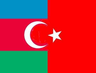 Azerbaycan'da Türk bayrağının asılması yasak
