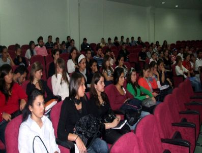 COMU - Bayramiç Myo Birinci Sınıf Öğrencilerine Oryantasyon Eğitimi