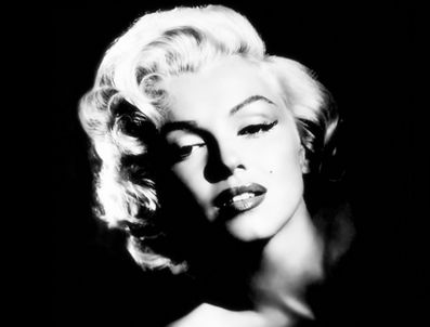 MARİLYN MONROE - Yazar Marilyn Monroe...