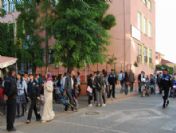 Edremit'te Her Okula Sabit Polis