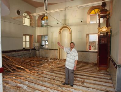 Güzelyalı'ya Modern Cami