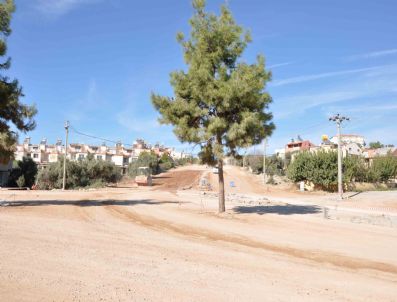 Kuşadası'nda Üst Yapı Çalışmaları