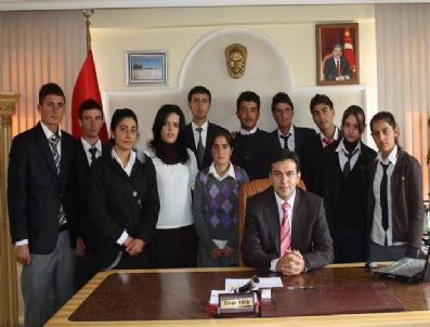 ERCAN ATEŞ - Maddi Durumu İyi Olmayan Öğrencilere Dershane Desteği