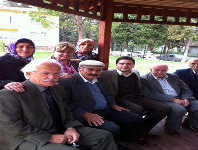 Ak Parti'den Huzurevi Ziyareti