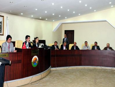 BEKIR KAYA - Belediye 2011 Yılında Yapacağı Çalışmaları Halkla Birlikte Belirliyor