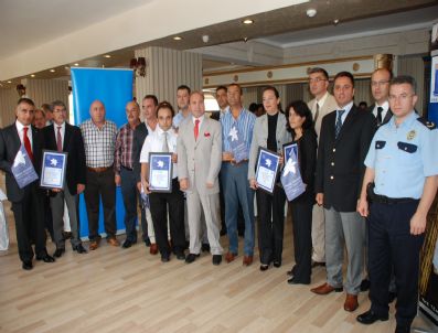 ALI KATıRCı - Beyaz Zambaklı İşletmeler Bayraklarına Kavuştu