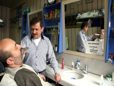 Burada Salı Günler Tıraş Yapılmıyor