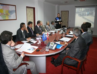 OSMAN ÇAKIR - Düzce'de Kent Güvenlik Danışma Kurulu Toplantısı Yapıldı