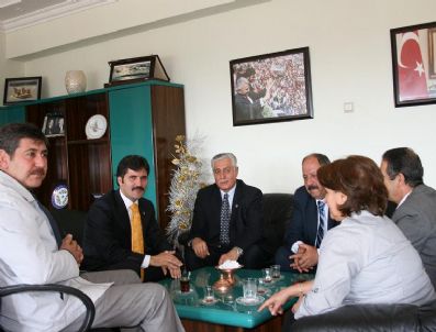 Eski Başkan İle Yeni Başkan Buluştu