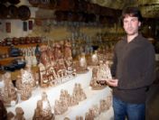 Maket Peribacalarına Turist İlgisi