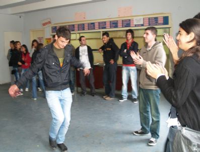 Öğrencilere Moral Gecesi