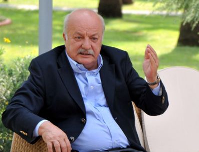 Sadri Şener: Son 15 yılın en iyi kadrosuna sahibiz