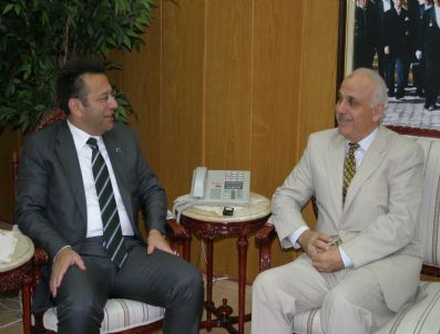 Ulusoy'dan Vali Aksoy'a Ziyaret