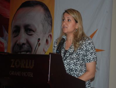 BAŞÖRTÜ YASAĞı - Ak Parti Kadın Kolları Başkanı Bezirganoğlu'ndan Chp'ye Başörtüsü Tepkisi