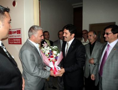 Başkan Çakır'dan, Chp İl Başkanlığı'na Ziyaret