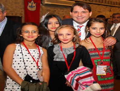 Jimnastikçiler İzmir'de Buluştu