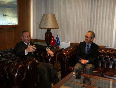KORE SAVAŞı - Kore Büyükelçisi Bae'den Vali Kızılcık'a Ziyaret