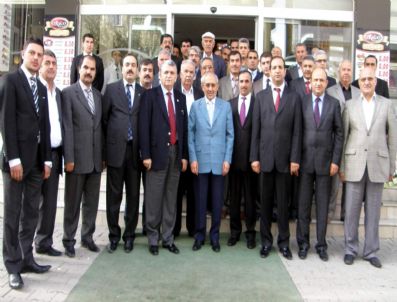 Ak Parti Genel Başkan Yardımcısı Ekrem Erdem Erciş'te