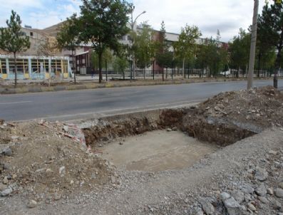 DSI - Bayburt'ta Köprü Ve Üst Geçit Çalışması