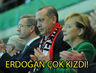CHRISTIAN WULFF - Başbakan dünkü oynanan futbolu beğenmedi