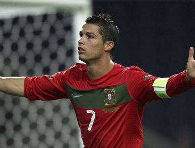 NANI - Cristiano Ronaldo'dan Paulo Bento'ya övgü dolu sözler